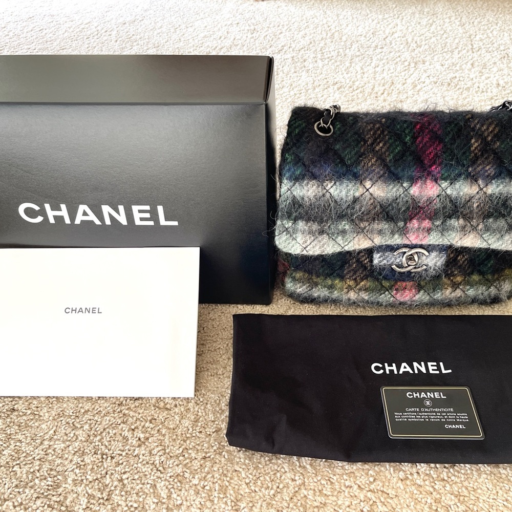 HARD TO FIND RARE CHANEL TARTAN PLAID WOOL FLAP BAG COMPLETE FULL SET EX COND!!.